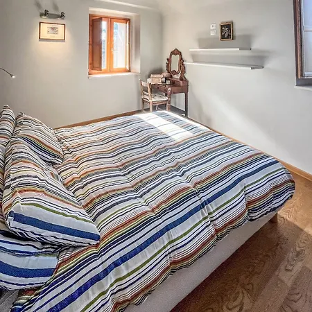 Holiday home Dimora Le Poiane *